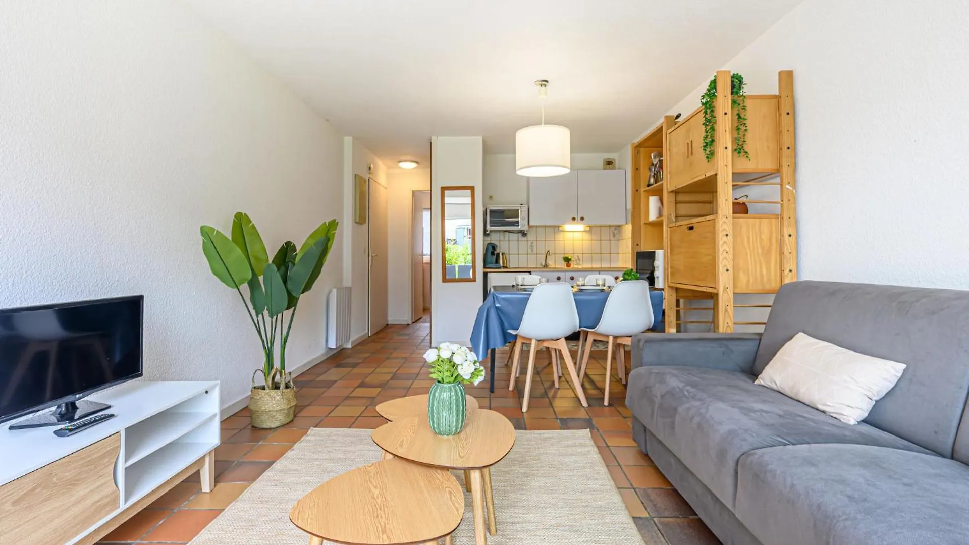 Apartment Maison Port En Dro-9 By Interhome Carnac